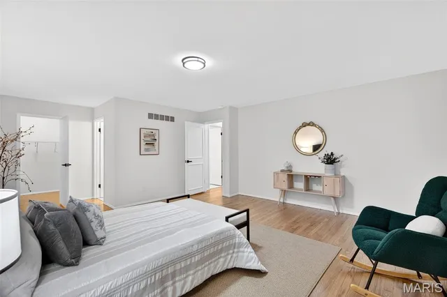 $299,900 | 12974 Partridge Run Drive, Florissant, MO 63033