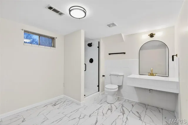 $299,900 | 12974 Partridge Run Drive, Florissant, MO 63033