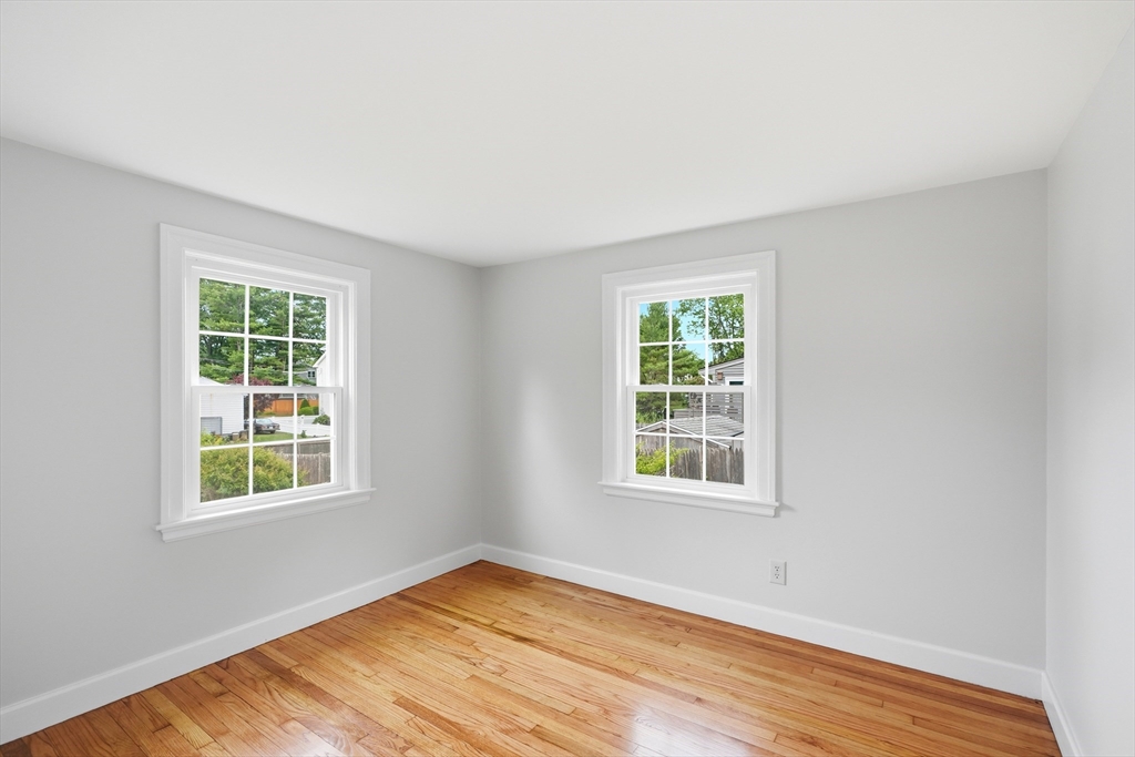 25 Julia Road Weymouth, MA 02191 - Photo 18 of 34