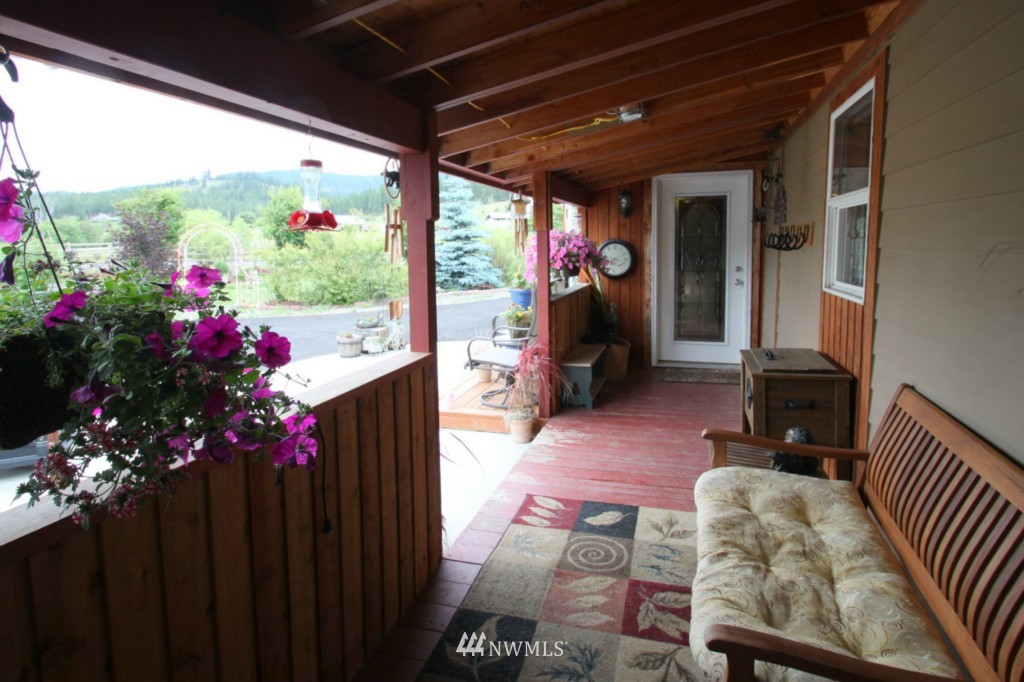 860 Ballard Road West Cle Elum, WA 98922 - Photo 15 of 23 Gallery Image 15