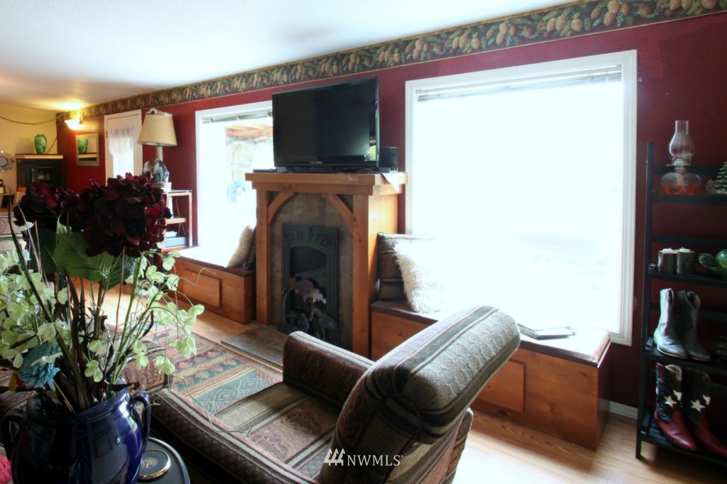 860 Ballard Road West Cle Elum, WA 98922 - Photo 7 of 23 Gallery Image 7