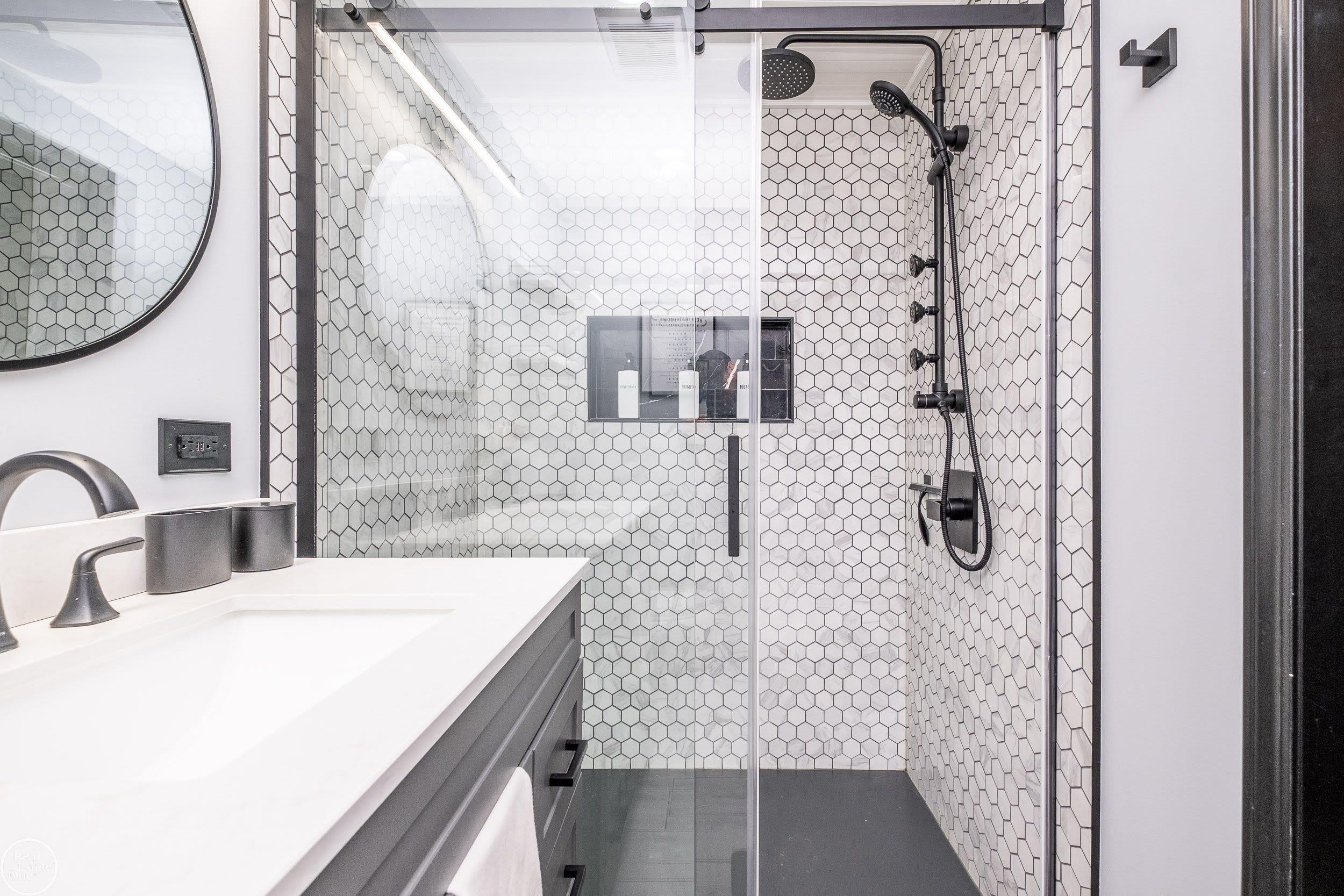 3227 Avon Manor Road Rochester Hills, MI 48307 - Photo 21 of 65 Gallery Image 21