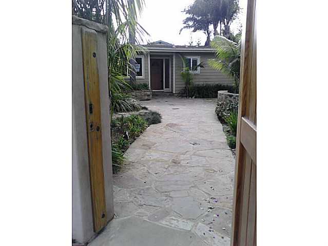1131 Melba Road Encinitas, CA 92024 - Photo 3 of 17 Gallery Image 3