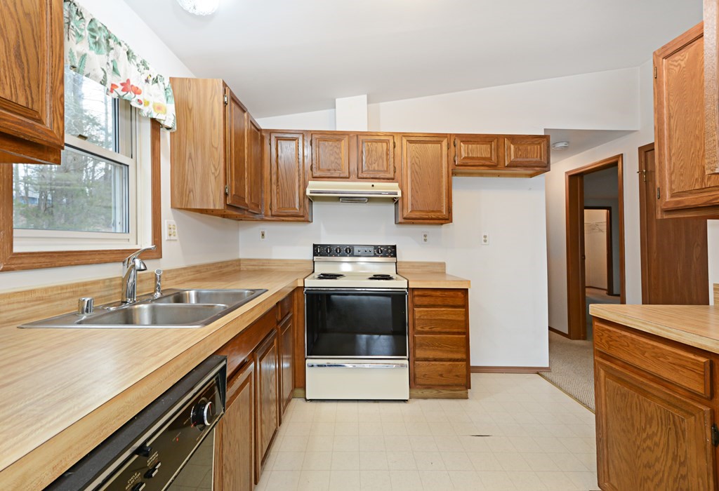 10 Allison Road, Unit 10 Northborough, MA 01532 - Photo 13 of 30 Gallery Image 13