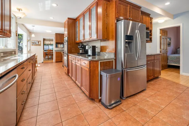 $1,699,000 | 4 Spencer Road, Hanover, NH 03755