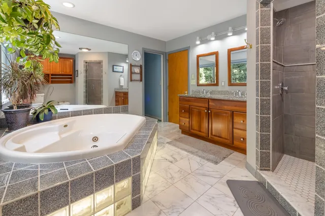 $1,699,000 | 4 Spencer Road, Hanover, NH 03755