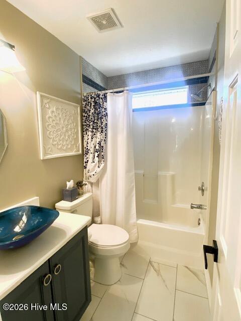 2401 White Road Wilmington, NC 28411 - Photo 25 of 44 bathroom