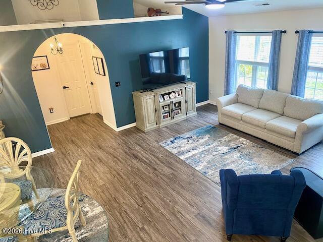 2401 White Road Wilmington, NC 28411 - Photo 7 of 44 Living room