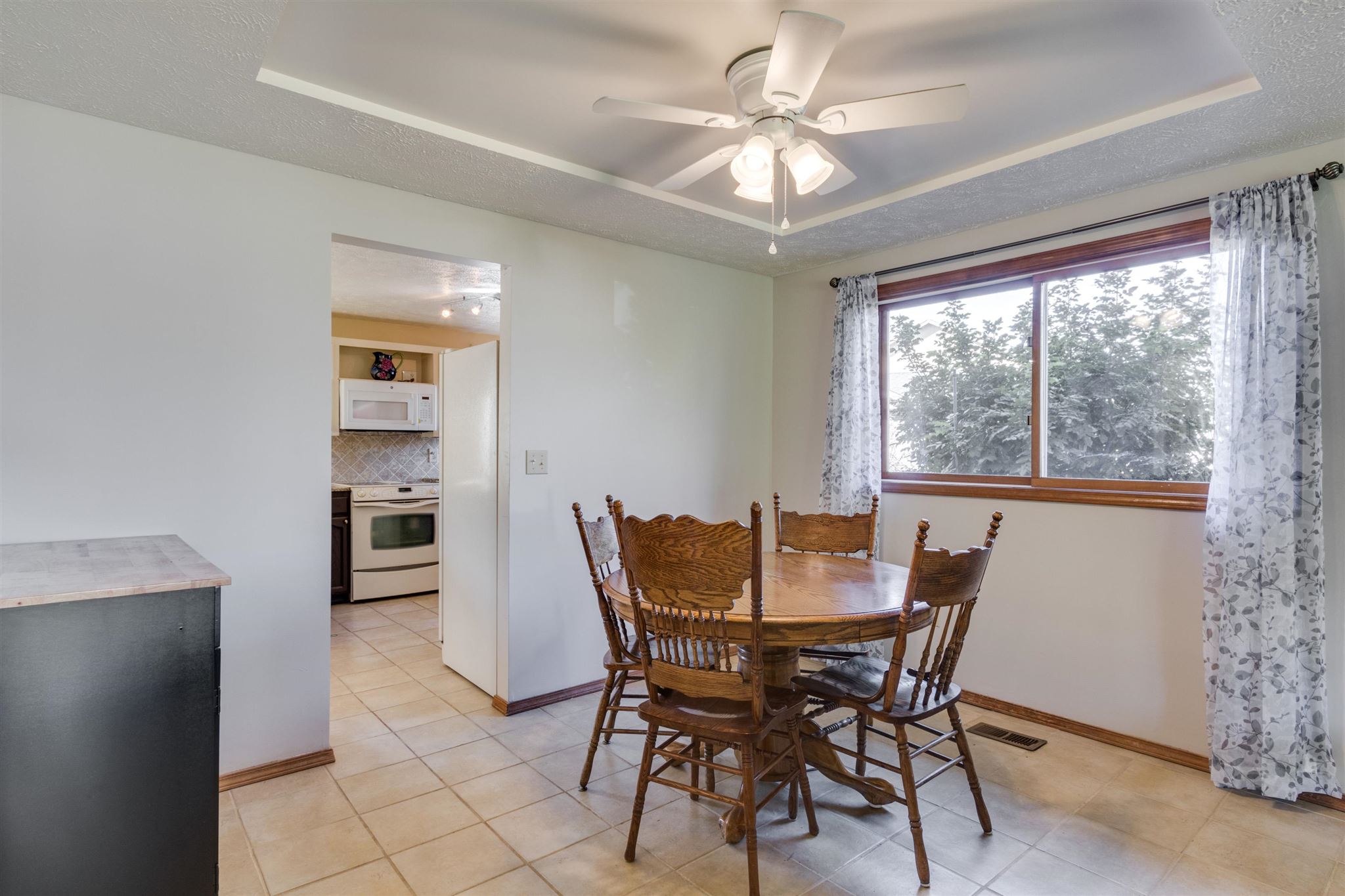 8025 North Maple Street Spokane, WA 99208 - Photo 13 of 46 Gallery Image 13