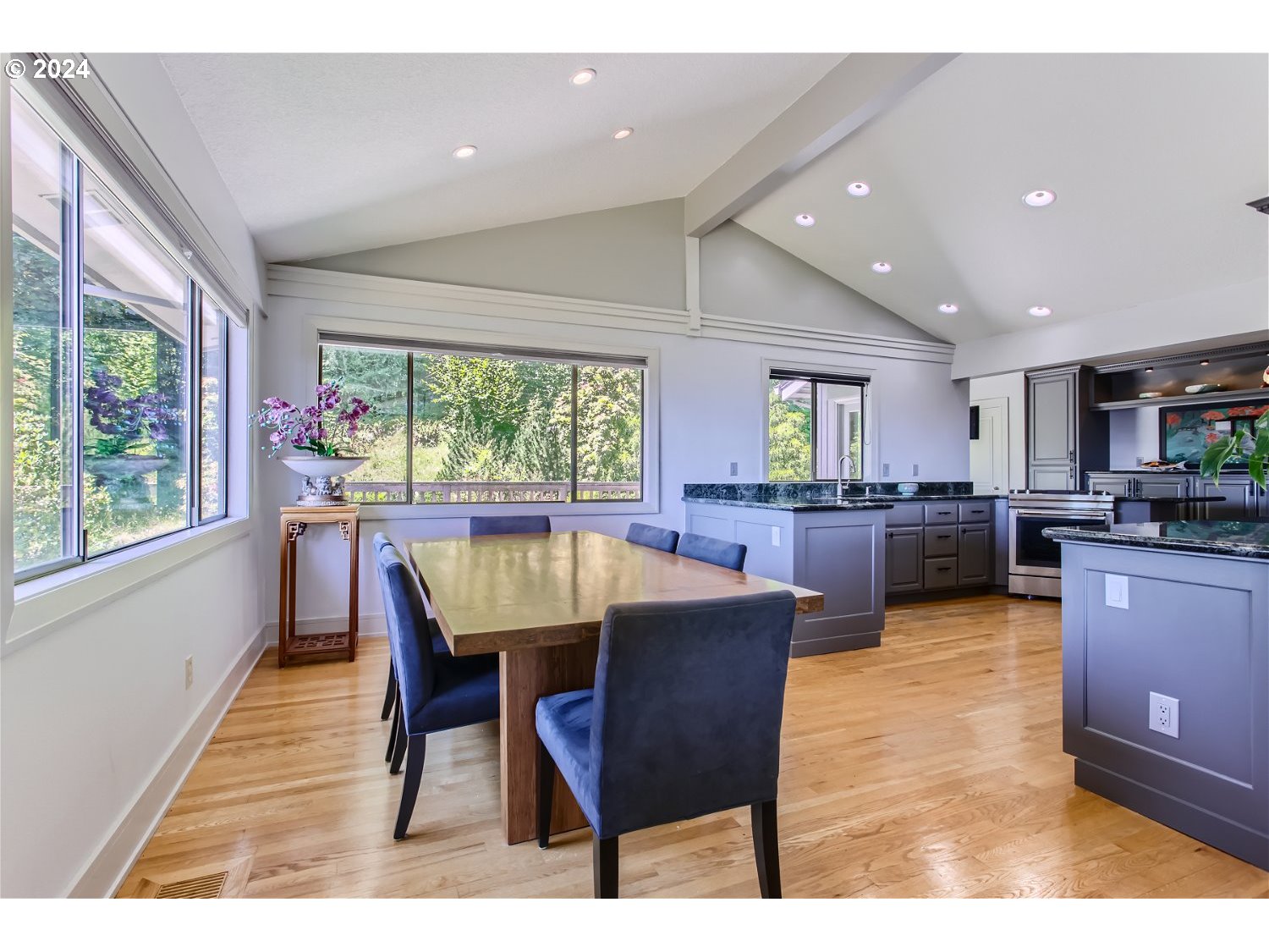 16200 Southeast Hagen Road Happy Valley, OR 97086 - Photo 13 of 44 Kitchen/Dining Room
