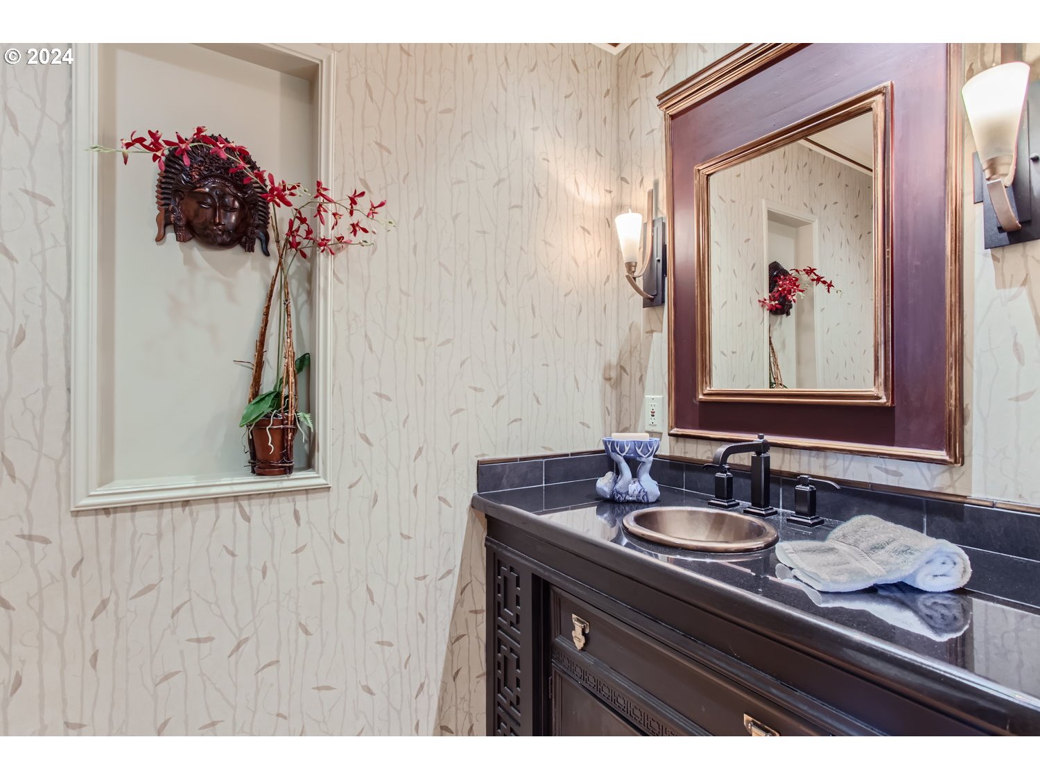 16200 Southeast Hagen Road Happy Valley, OR 97086 - Photo 21 of 44 Bathroom