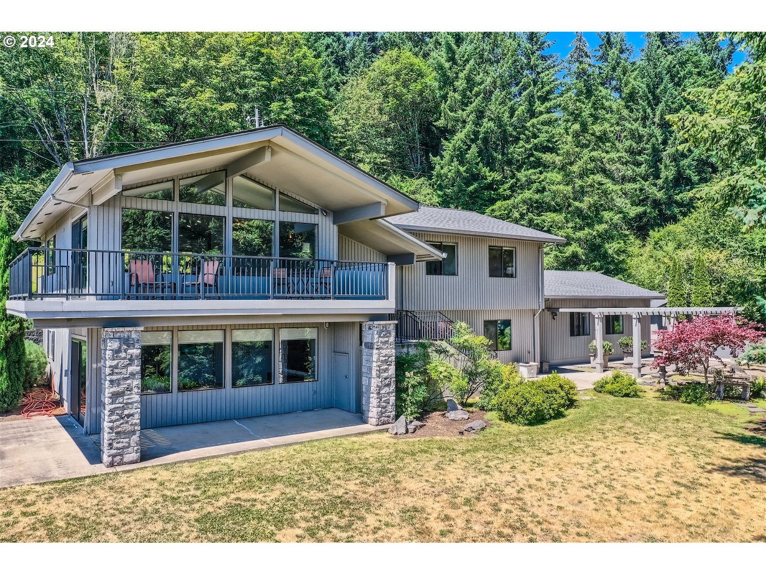16200 Southeast Hagen Road Happy Valley, OR 97086 - Photo 3 of 44 Deck