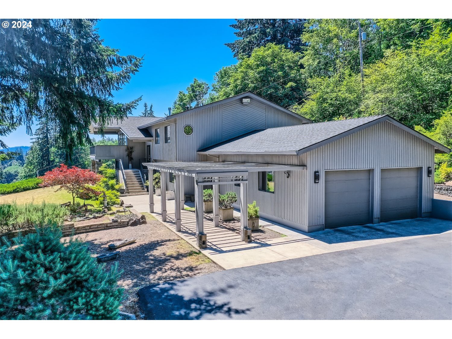 16200 Southeast Hagen Road Happy Valley, OR 97086 - Photo 6 of 44 Garage