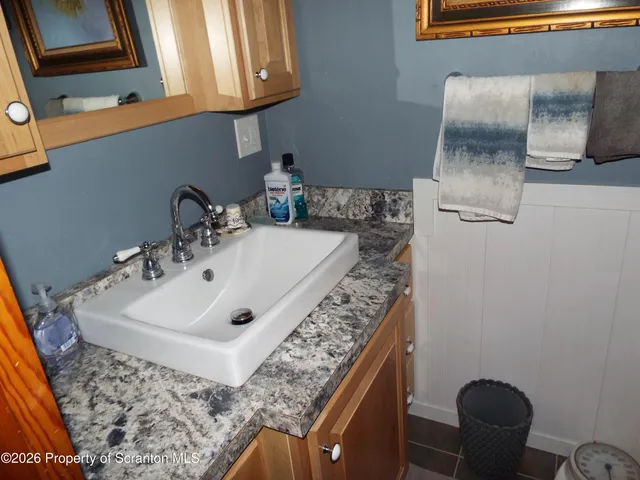 $299,900 | 231 Poplar Street, Dickson City, PA 18519