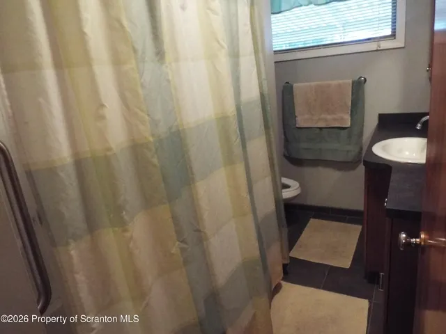 $299,900 | 231 Poplar Street, Dickson City, PA 18519