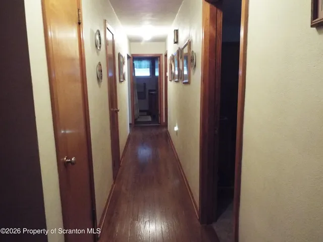 $299,900 | 231 Poplar Street, Dickson City, PA 18519