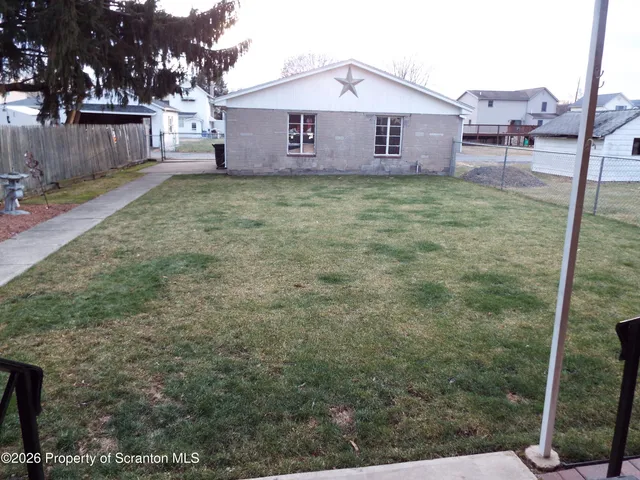 $299,900 | 231 Poplar Street, Dickson City, PA 18519