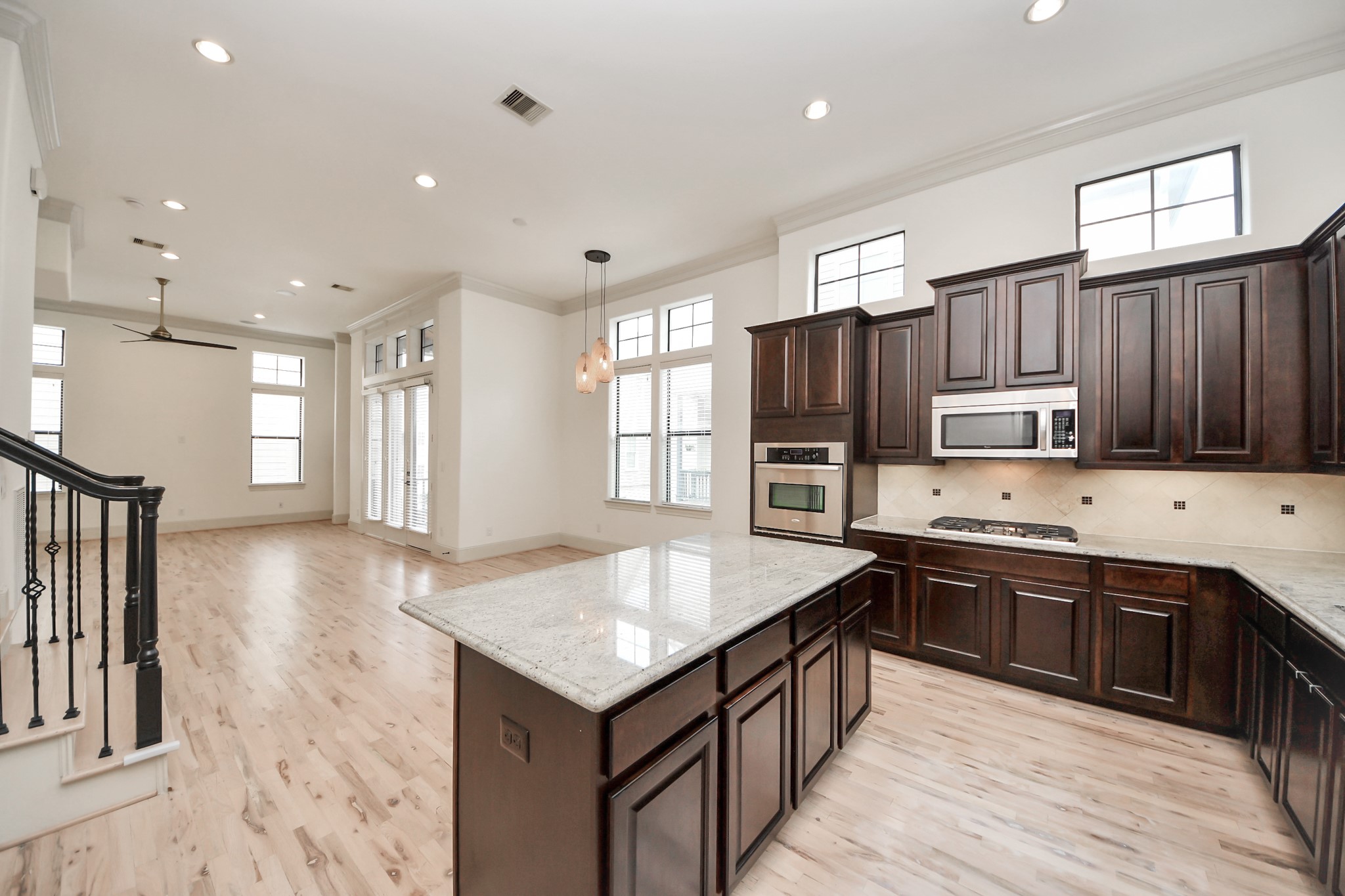 3229 Maxroy Street Houston, TX 77008 - Photo 24 of 43