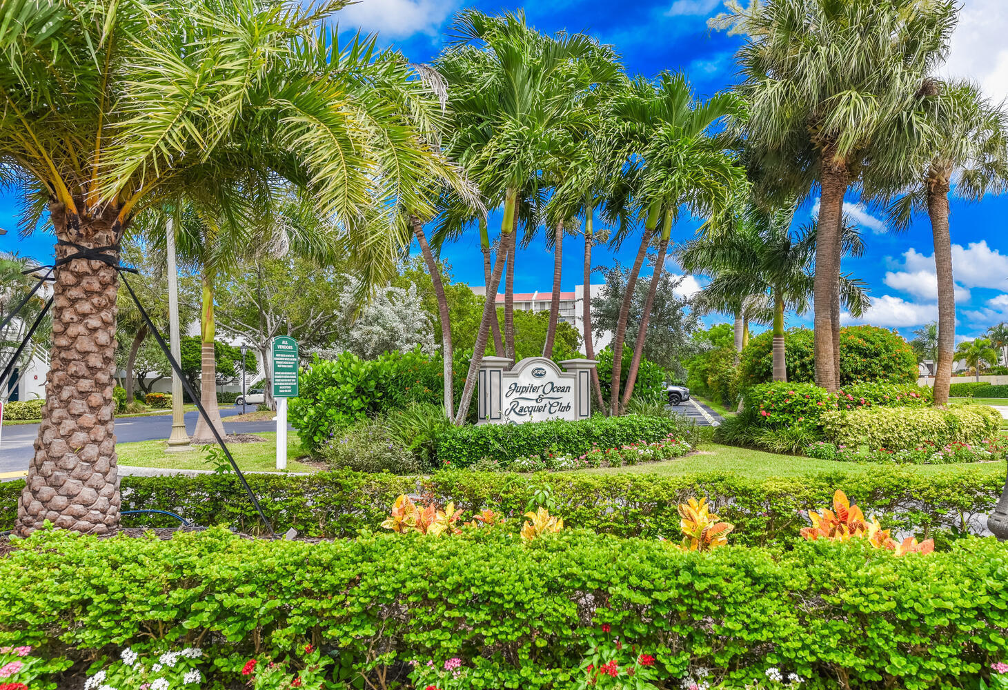 1469 Vía Privada Jupiter, FL 33477 - Photo 32 of 39 1469 Va Privada Jupiter FL-large-008-037