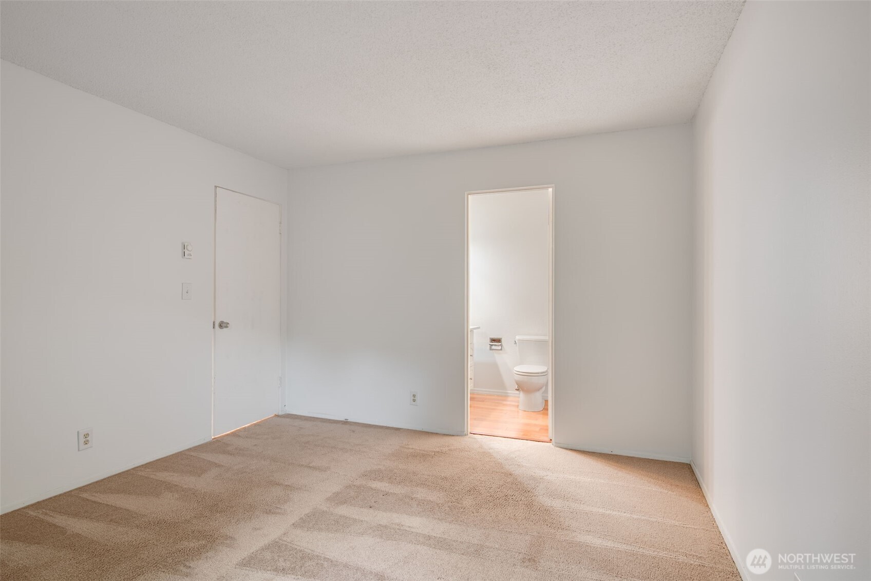 1425 South Puget Drive, Unit B3 Renton, WA 98055 - Photo 16 of 24 a view of an empty room