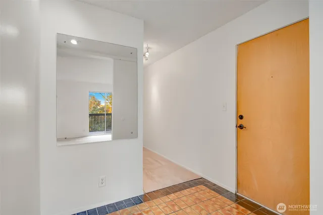 $300,000 | 1425 South Puget Drive, Unit B3, Renton, WA 98055