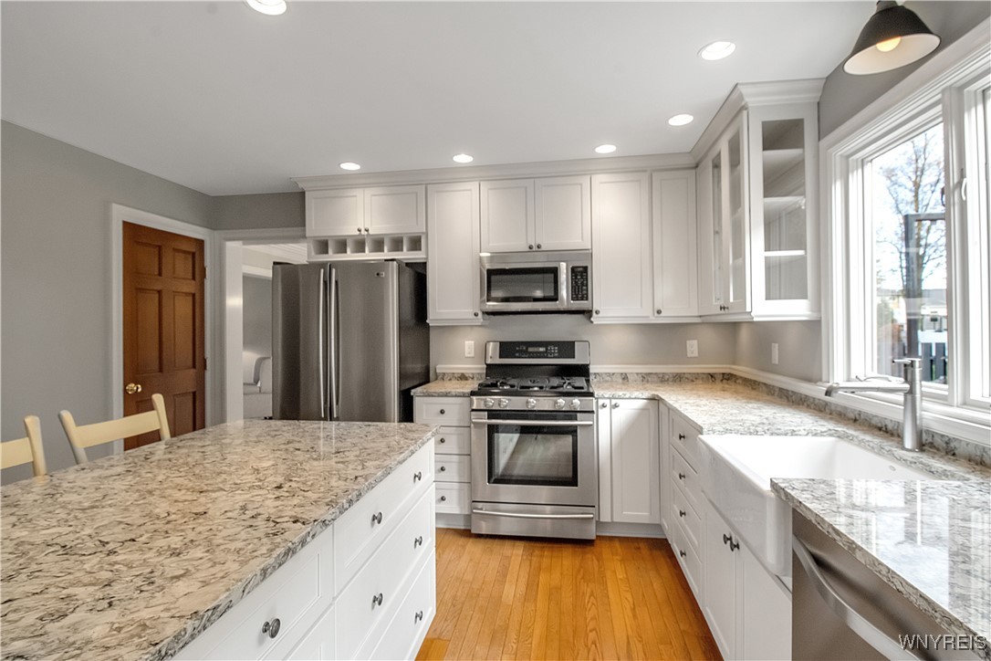 5215 Fox Trace Buffalo, NY 14221 - Photo 14 of 47 kitchen