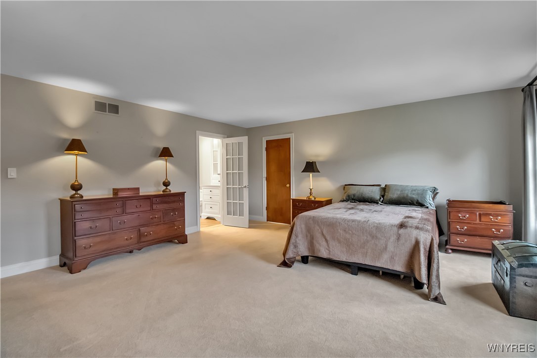 5215 Fox Trace Buffalo, NY 14221 - Photo 26 of 47 primary ensuite