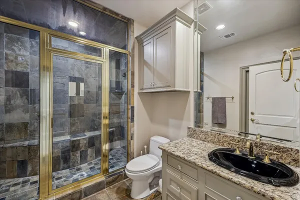 $1,800,000 | 52 Briar Hollow Lane, Unit E, Houston, TX 77027