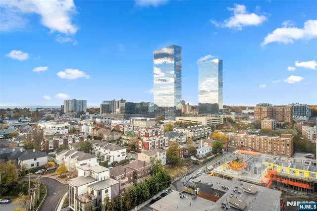 $2,850 | 100 Old Palisade Road, Unit 2716, Fort Lee, NJ 07024