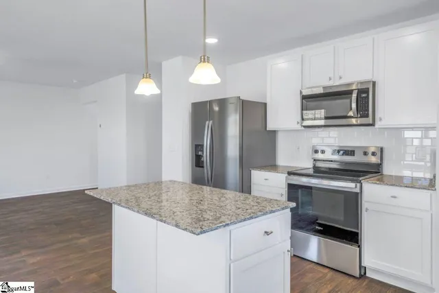 $1,900 | 6042 Willutuck Drive, Boiling Springs, SC 29316