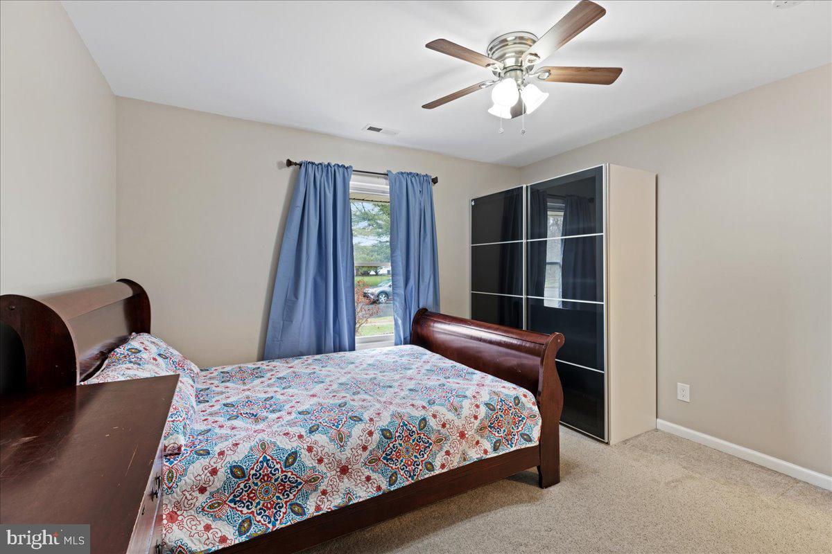 2 Plumtree Road Levittown, PA 19056 - Photo 16 of 29 Gallery Image 16