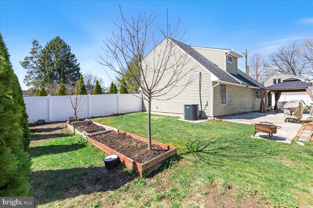 2 Plumtree Road Levittown, PA 19056 - Photo 28 of 29 Gallery Image 28