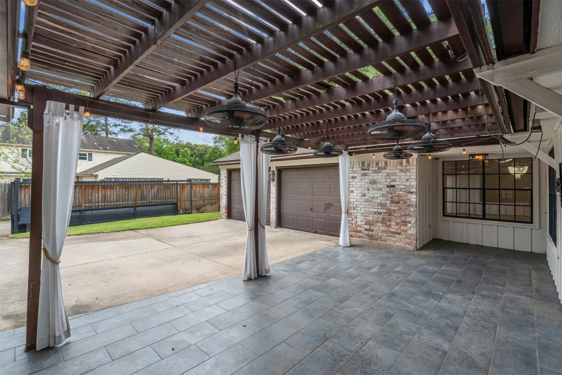 602 Aldersgate Court Katy, TX 77450 - Photo 12 of 24 a view of a room with an empty space