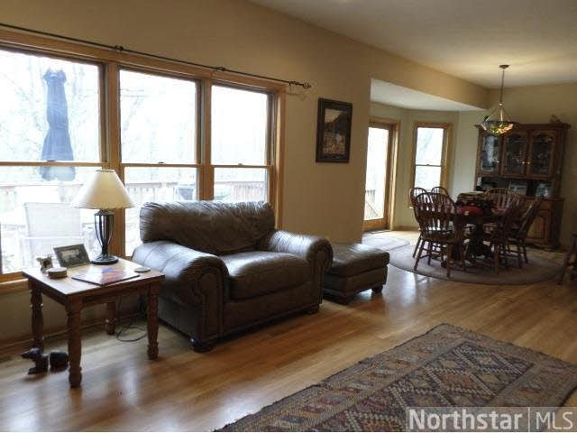 636 Hillary Farm Road Hudson, WI 54016 - Photo 2 of 16 Gallery Image 2