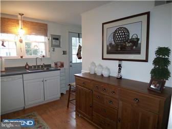 505 Coursey Road Oreland, PA 19075 - Photo 5 of 12 Kitchen