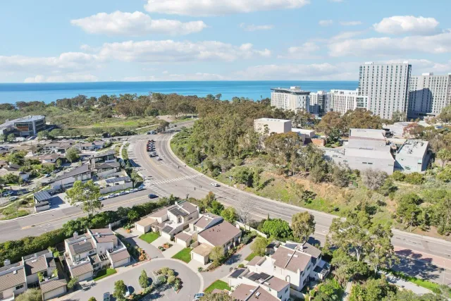 $1,255,000 | 8988 Caminito Verano, La Jolla, CA 92037