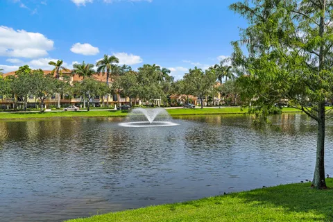 $400,000 | 2807 Veronia Drive, Unit 107, Palm Beach Gardens, FL 33410