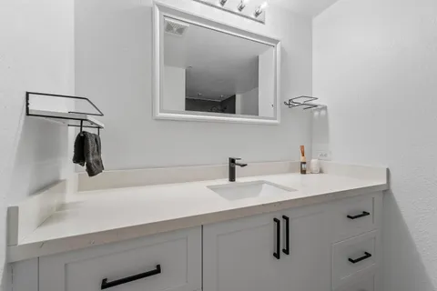 $400,000 | 2807 Veronia Drive, Unit 107, Palm Beach Gardens, FL 33410