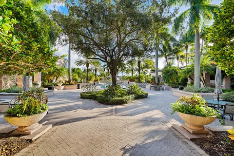 $400,000 | 2807 Veronia Drive, Unit 107, Palm Beach Gardens, FL 33410