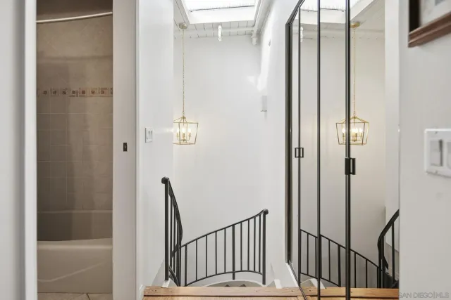 $1,949,000 | 835 D Avenue, Unit 5, Coronado, CA 92118