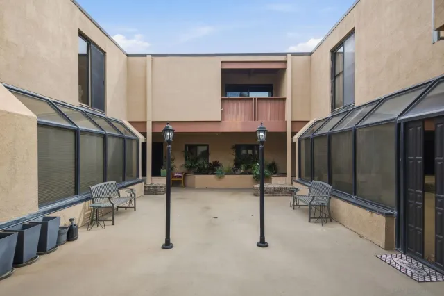 $1,949,000 | 835 D Avenue, Unit 5, Coronado, CA 92118