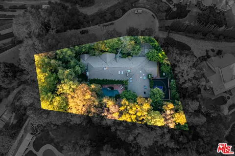 $4,995,000 | 19012 Dorlon Drive, Tarzana, CA 91356