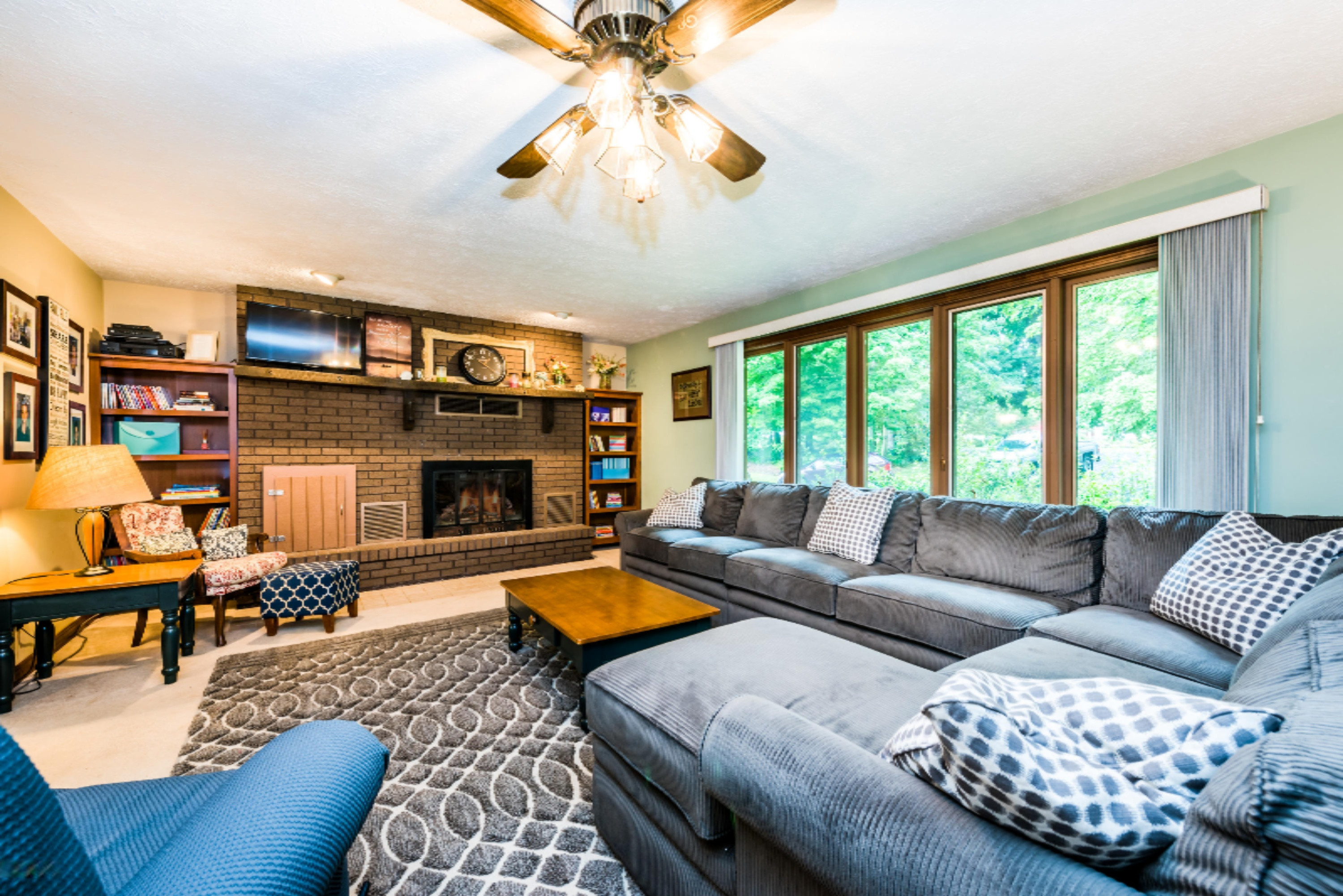 11230 Garr Road Berrien Springs, MI 49103 - Photo 5 of 35 Living