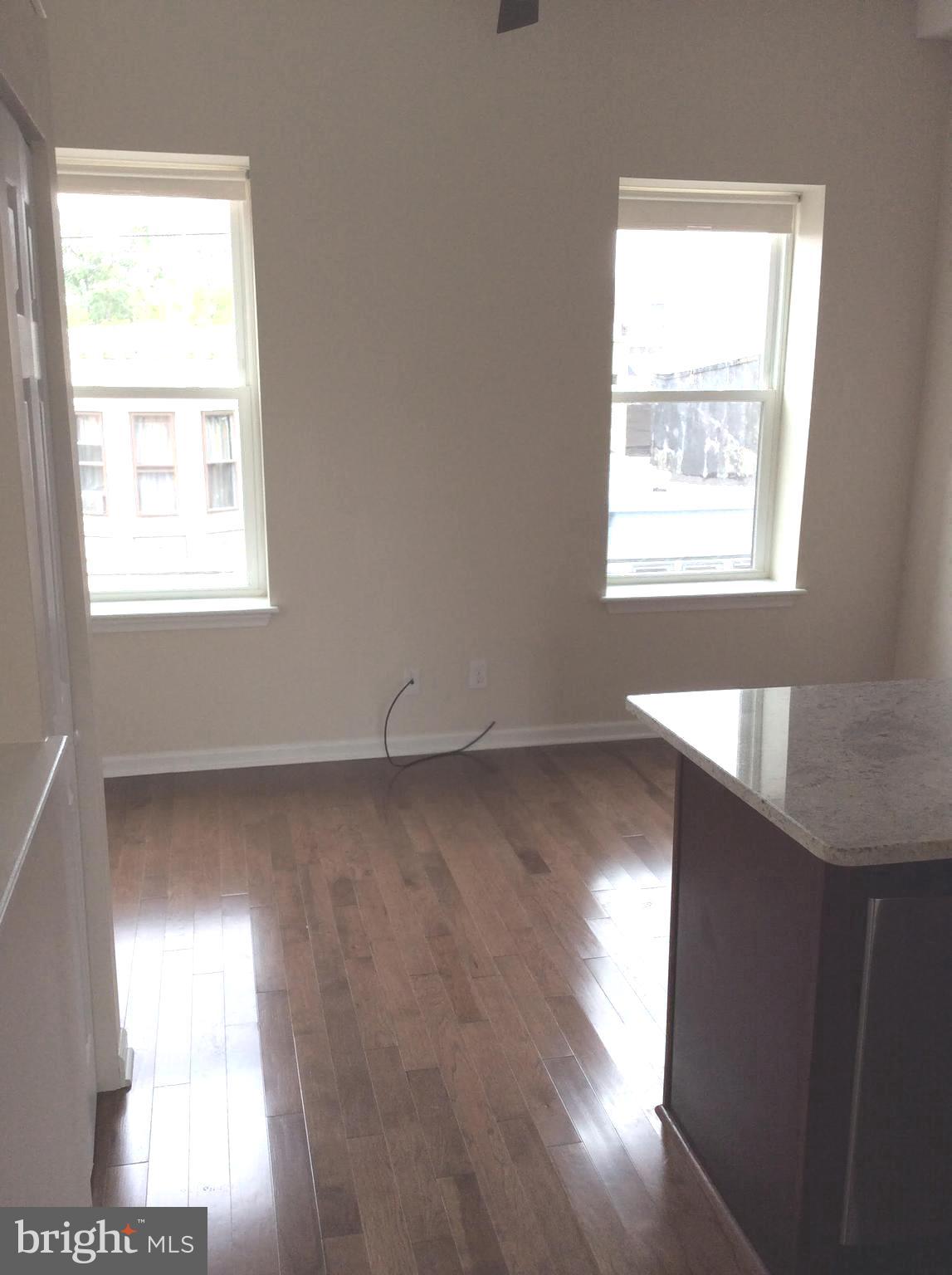 432 Tasker Street Philadelphia, PA 19148 - Photo 6 of 33 New windows throughout