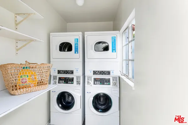 $3,350 | 154 North Sycamore Avenue, Unit 4, Los Angeles, CA 90036