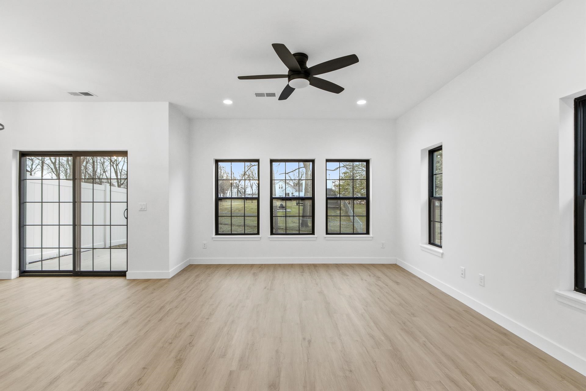 317 Maple Pardeeville, WI 53954 - Photo 14 of 42