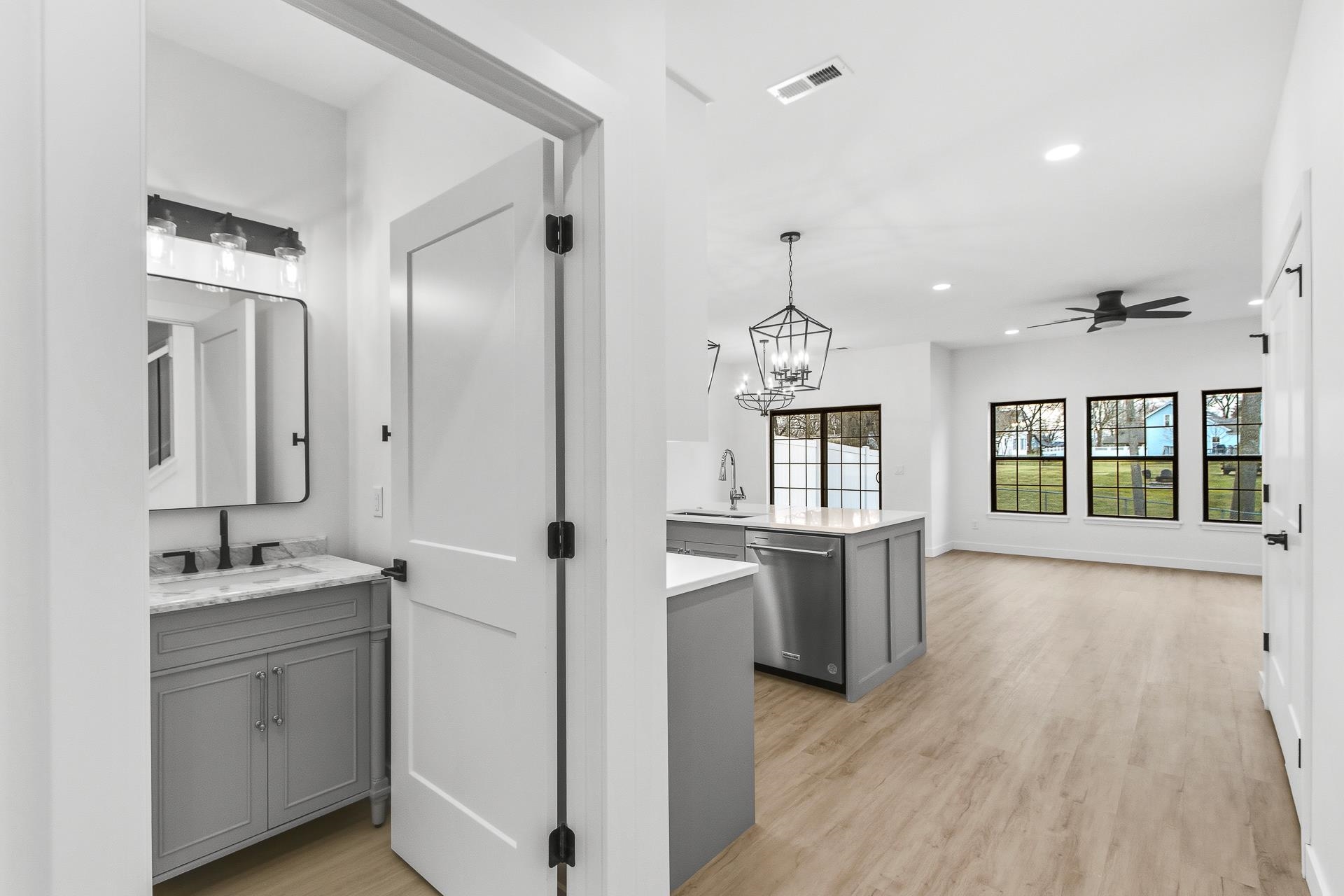 317 Maple Pardeeville, WI 53954 - Photo 3 of 42