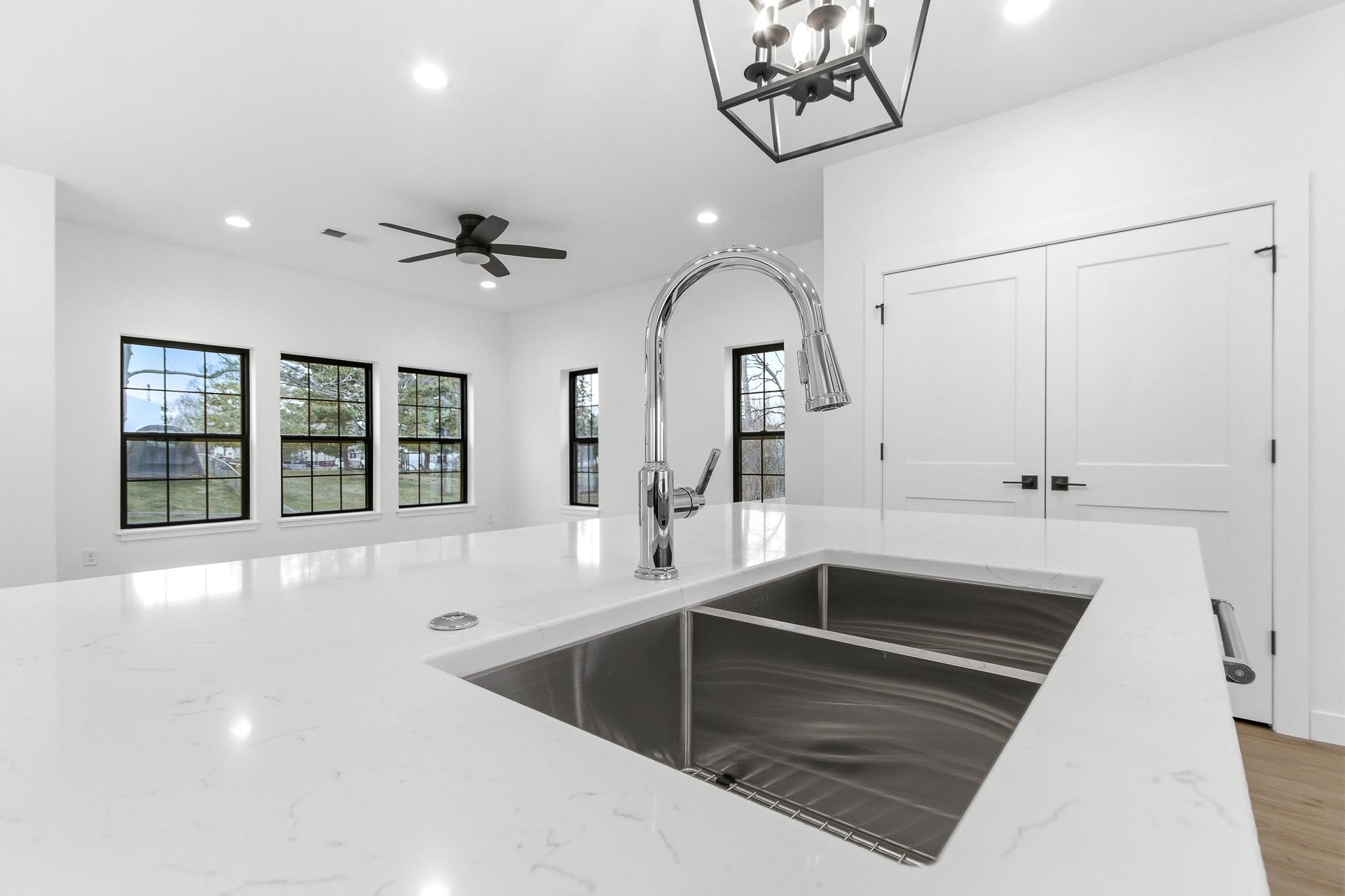 317 Maple Pardeeville, WI 53954 - Photo 9 of 42