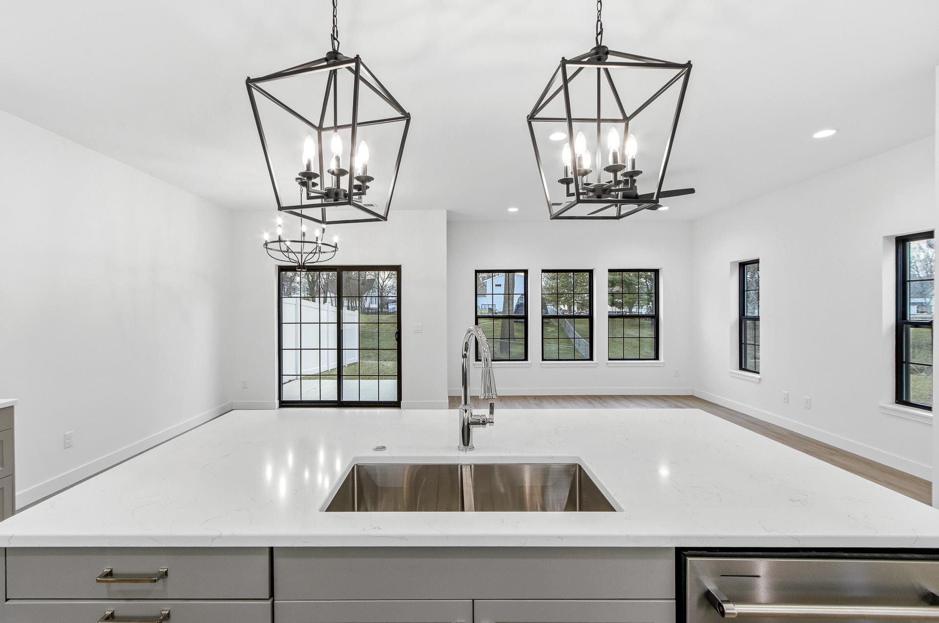 317 Maple Pardeeville, WI 53954 - Photo 10 of 42