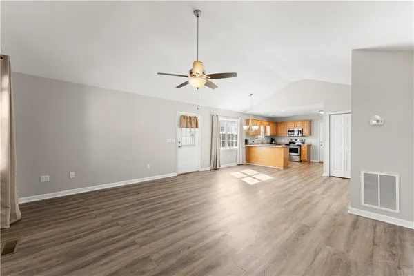 $329,900 | 340 Old Clarkesville Highway, Cleveland, GA 30528